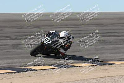 media/Oct-13-2025-Moto Forza (Mon) [[a66d839500]]/2-A Group/Session 2 (Bowl)/